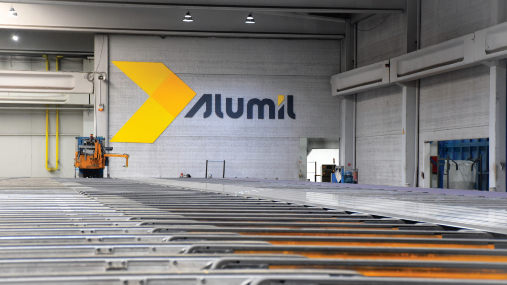 Alumil