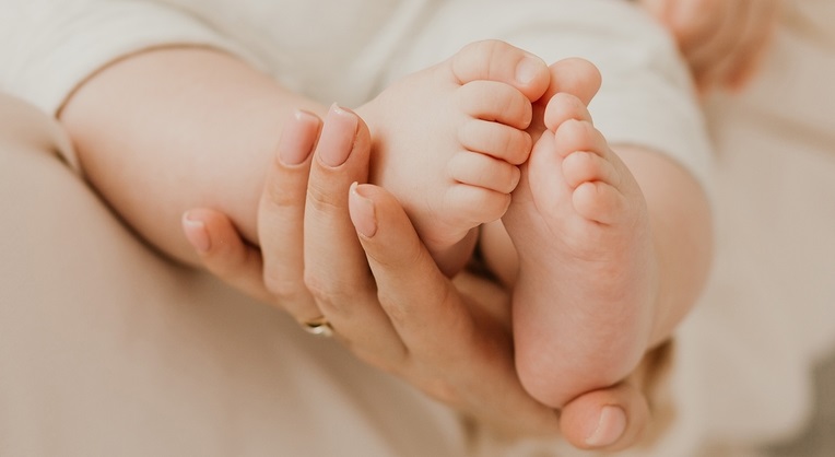 Οι γεννήσεις στην Ελλάδα έχουν μειωθεί