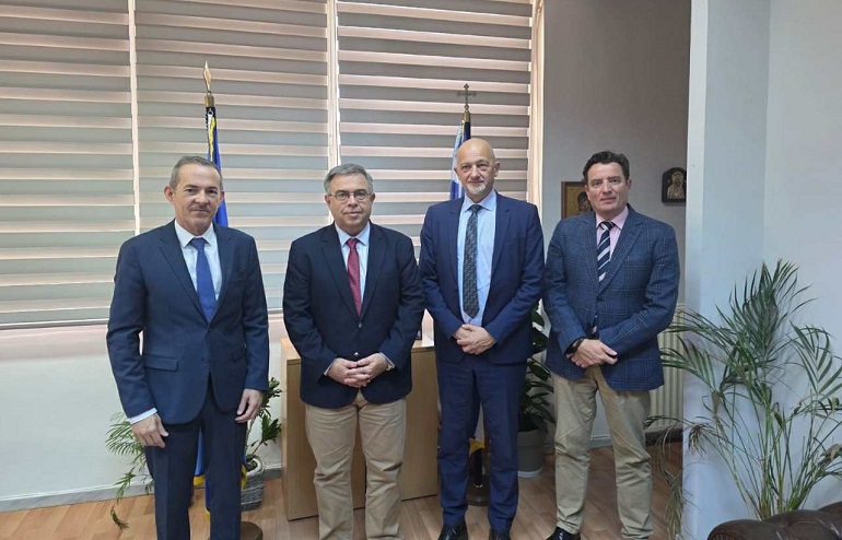 Συνάντηση του Δ. Γαλαμάτη με τον Διευθυντή Διεθνών Σχέσεων της INSP Frédéric Rauser, τον Πρόξενο της Γαλλίας, Jean-Luc Lavaud και τον Καθηγητή ΑΠΘ, Ν. Παναγιώτου.