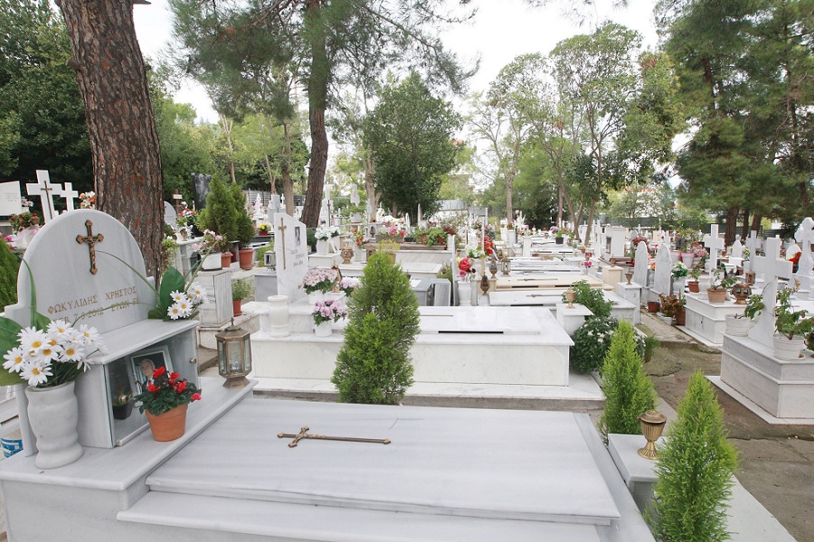 Νεκροταφεία / Φωτογραφία Αρχείου