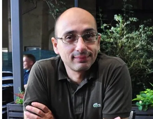 Ο Δρ. Βασίλης Ψωμιάδης