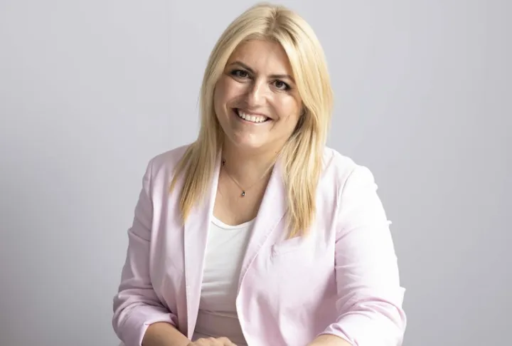 Μελίνα Δερμεντζοπούλου Μελίνα Δερμεντζοπούλου