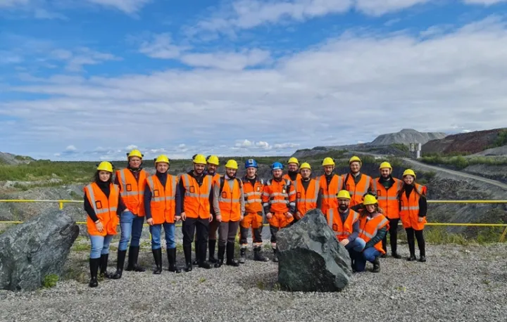 Ερευνητές του Έργου Mastermine στο πεδίο