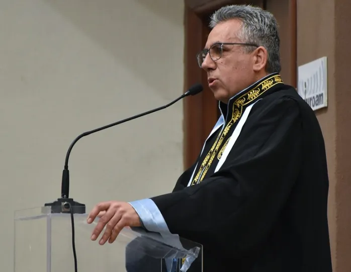 Ο Αντιπρύτανης του ΔΙΠΑΕ Στέλιος Ξανθός