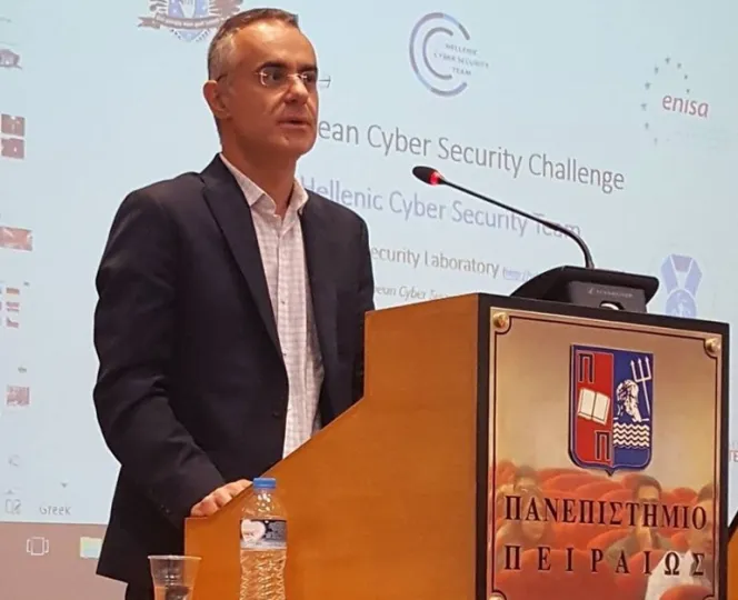 Ο Δρ. Χρήστος Ξενάκης, Καθηγητής Κυβερνοασφάλειας 
